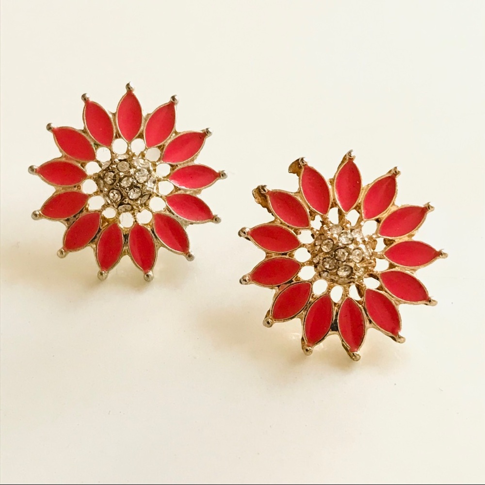 Pink Flower Rhinestone Stud Earrings